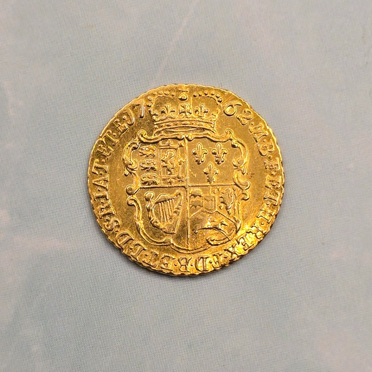 1762 Quarter Guinea good Very Fine bent cleaned. One Year Type. United Kingdom. Rare Gold Coin. KM# 592, Sp# 3741