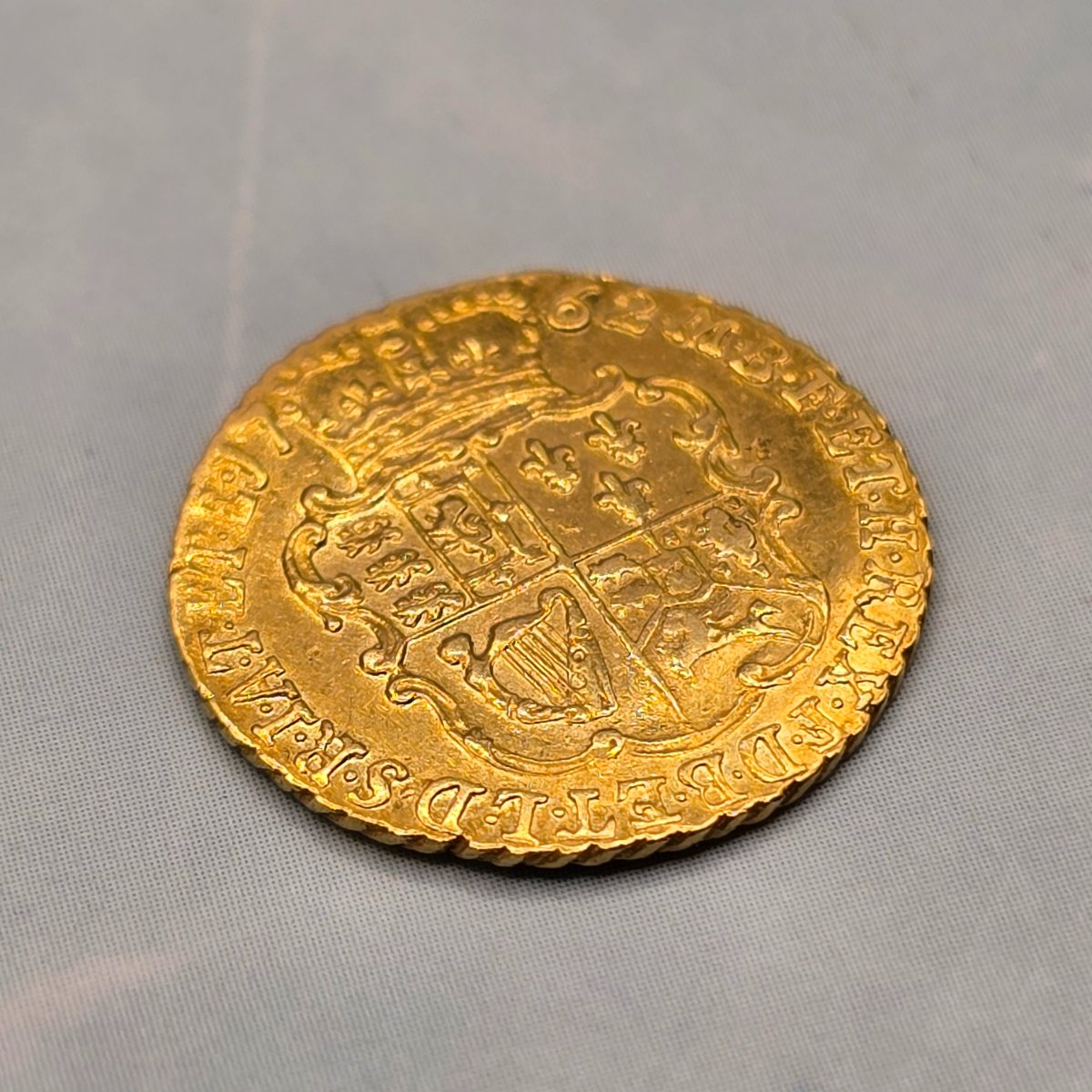 1762 Quarter Guinea good Very Fine bent cleaned. One Year Type. United Kingdom. Rare Gold Coin. KM# 592, Sp# 3741