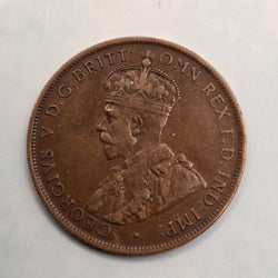 1925 Penny Key Date, second lowest mintage Australian Penny. Scarce Predecimal coin. Obverse with 6 visible pearls, wear and cleaned.