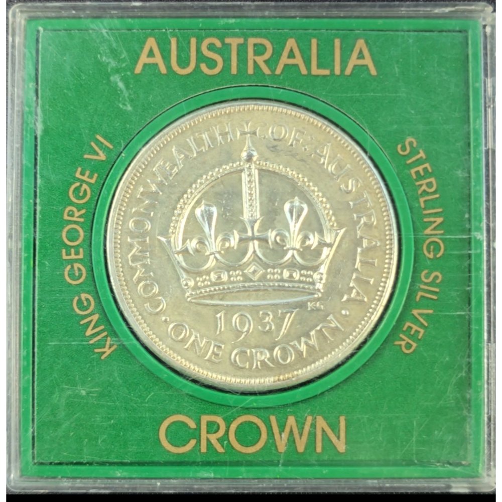 1937 Crown Green Perspex Case in Very Fine condition