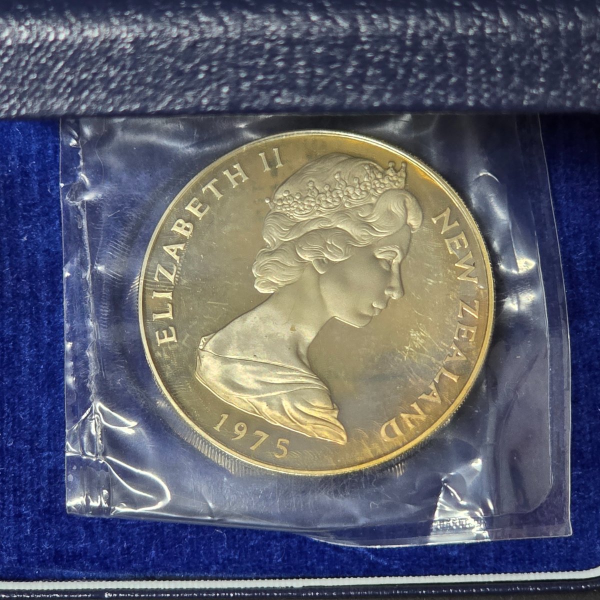 1975 New Zealand $1 Copper Nickel Proof