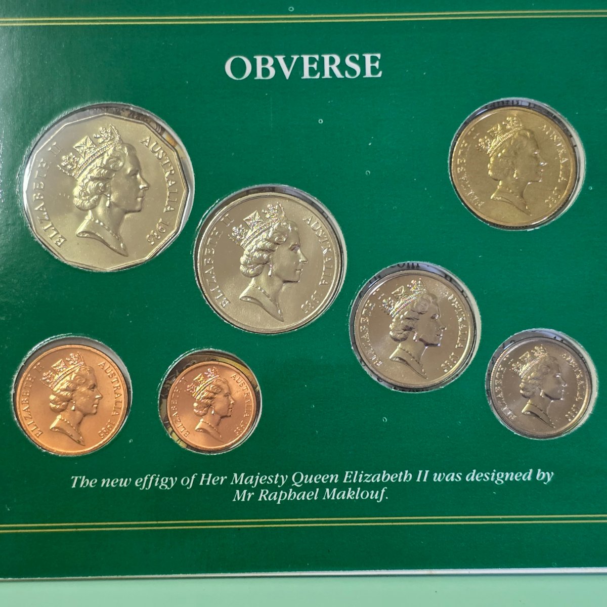 1985 Mint Set Uncirculated coin collection by the Royal Australian Mint obverse of coins