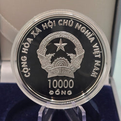 2003 Vietnam 10000 Dong Lunar Year of the Goat Hologram Silver Proof struck by the Singapore Mint