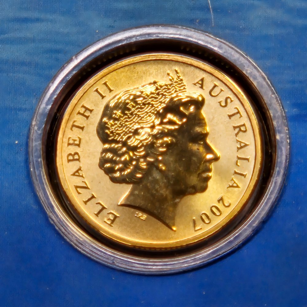 2007 $1 Ocean Series - Biscuit Star - Coloured Uncirculated Coin