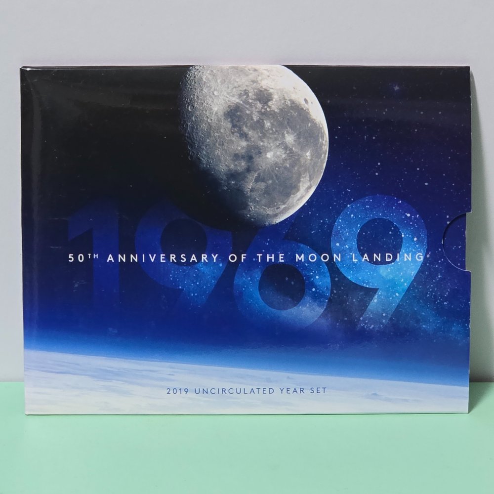 2019 50th Anniversary of the Moon Landing Mint Set Uncirculated Year Set from the Royal Australian Mint with NIFC 5c and $1 designs front cover
