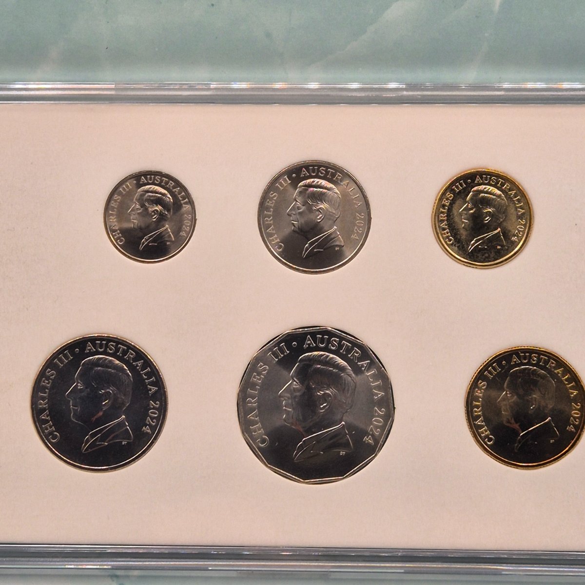 2024 His Majesty King Charles III Mint Year Uncirculated Set obverse