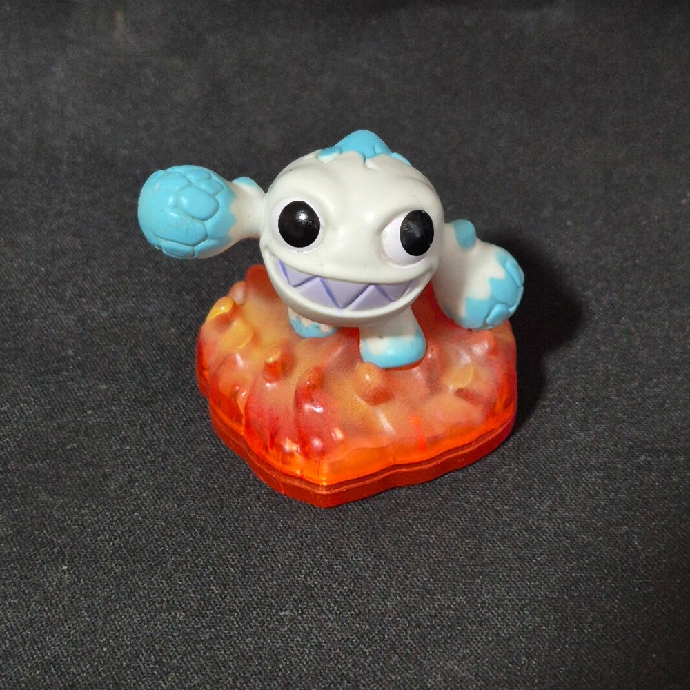 Skylanders - Bundle of 13 mini's - Trap Team